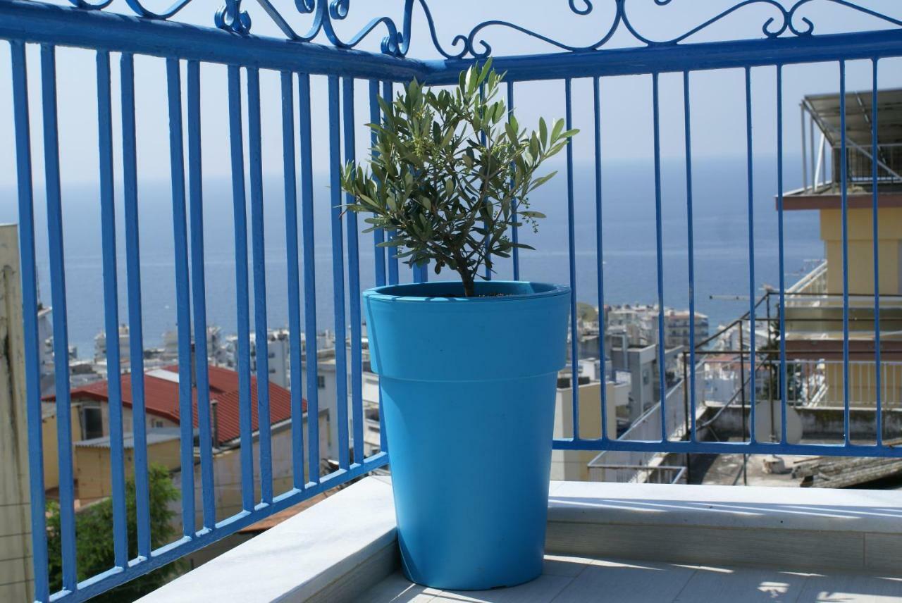 Island Apartment Kavala Bagian luar foto